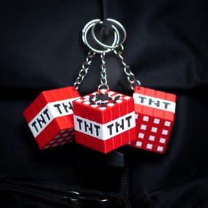 3D Printed Pixelated  TNT Minecraft Block Keychain, Bold Chunky Cubic Gamer Key Ring, Handmade Retro Minecraft Fan Gift, Pixel Art Bag Charm