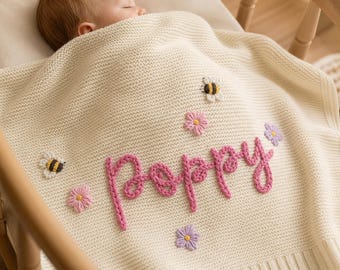 Individuell handbestickte Babydecke mit Namen, weiche Bio-Baumwolle, ein Erbstück für das Kinderzimmer