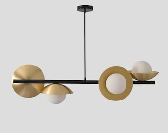 Lámpara de techo lineal de latón con 4 luces y acabado negro mate, estilo moderno de mediados de siglo.