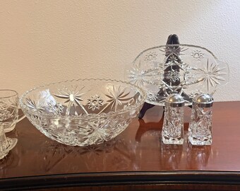 Vintage Anchor Hocking EAPC  Serving/Dining Bowl and/or Relish Star and Fan