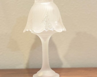 Vintage PartyLite Clairmont Fairy Lamp Featuring a Frosted Swirl Glass Shade and Pedestal Base.