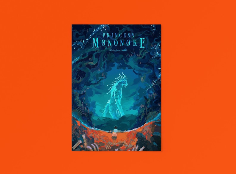 Puede incluir: Un p&oacute;ster con el t&iacute;tulo "PRINCESS MONONOKE" en letras turquesas. La obra presenta una figura et&eacute;rea y brillante en un entorno forestal, con una persona en primer plano. El fondo es azul oscuro con un toque de turquesa.
