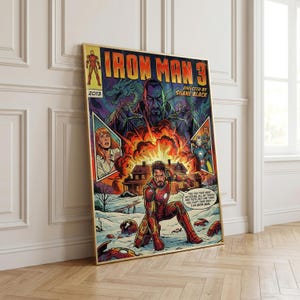 Pode incluir: Um poster emoldurado em estilo de banda desenhada para "Iron Man 3" com uma moldura dourada. A arte apresenta o Homem de Ferro no seu fato, explos&otilde;es e outros personagens. O poster inclui o texto "Iron Man 3" e "Directed by Shane Black".