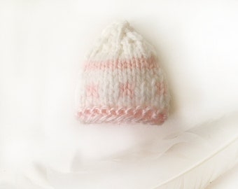 Miniature Knitted Beanie – Pink and White Doll Hat (1.5 Inches)