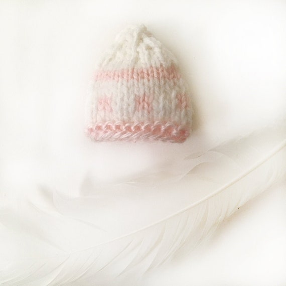 Miniature Knitted Beanie – Pink and White Doll Hat (1.5 Inches)
