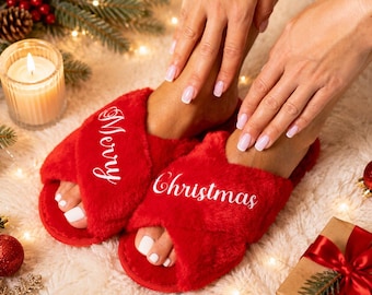 Custom Christmas Slippers, Personalized Holiday Slippers, Matching Christmas Slippers, Family Christmas Gift, Cozy Winter House Slippers