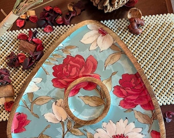 Artisan Triangular Chip & Dip Tray