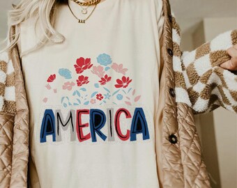 America Floral Sweatshirt, Cute USA Shirt, Patriotic Top for Her