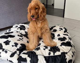 Dog bed Black Cow