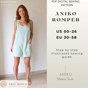 Może przedstawiać: Jasnozielony, miętowy kombinezon bez rękawów z szerokimi ramiączkami i dwiema naszywanymi kieszeniami z przodu. Tekst głosi: PDF DIGITAL SEWING PATTERN, ANIKO ROMPER, US 00-26, EU 30-58, Step by step illustrated sewing guide, ANIKO Patterns Studio.