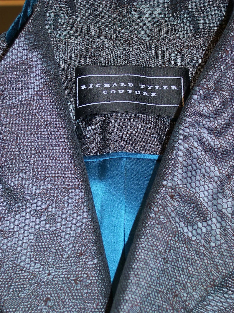 Richard Tyler suit size 4 silvery blue silkwool jacket /&tealvelvet skirt