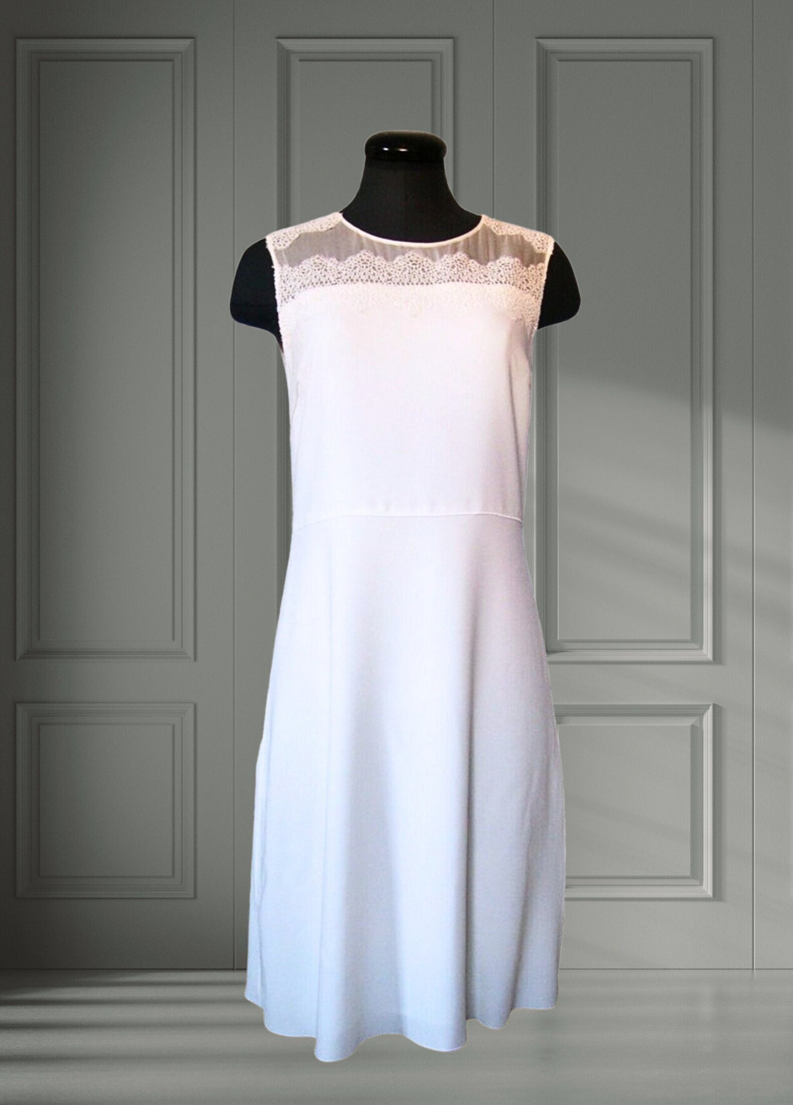 Elie Tahari Dress, White A-line Minimalist Dress , Lace Embellished Yoke ,  Size 6 - Etsy