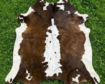 Brown and White Cowhide Rug – Natural Hair on Hide Rug – Rustic Farmhouse Decor