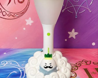 MooMoo Shin MooBong Stand