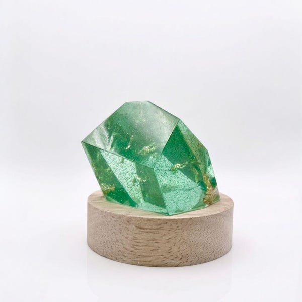 LunaGem Resin Crystal LED Night Light | Handmade Glowing Geode-inspired Home Decor
