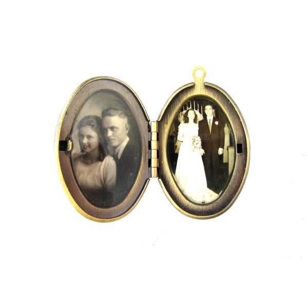 Custom locket w/ your photo, oval pendant, personalized jewelry, lead-free