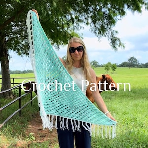 Crochet PATTERN, Triangle Shawl, crochet triangle shawl pattern, shawl pattern, triangle shawl pattern || The Charolette