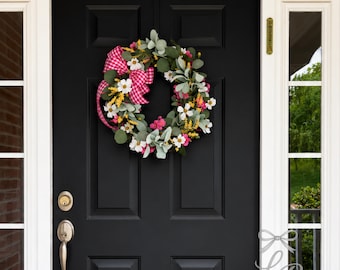 Corona de eucalipto de verano, corona de primavera para la puerta principal de una casa de campo, corona de lazo de cuadros rosas, corona de oreja de cordero, decoración para la puerta de una casa de campo, corona floral