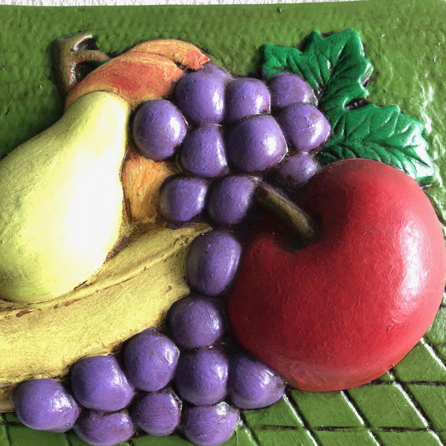  Fruits & Vegetables オブジェ　グレープ Chalkware Vegetables - Etsy