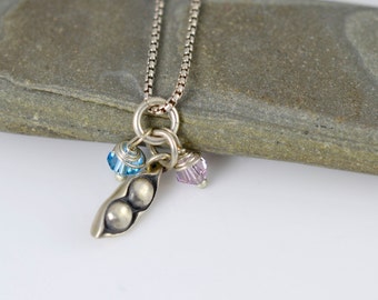 mothers necklace, pea pod, mothers jewelry, gift for mom, mother's day, moms birthday, mother of 2, peas in the pod,