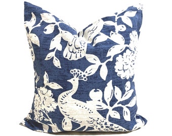 Fodera per cuscino floreale blu. Fodera per cuscino blu, fodera per cuscino blu e beige