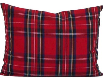 Plaid CHRISTMAS Pillow Cover. Farmhouse Christmas Pillow Covers, Tartan Plaid Pillow Covers, Red Green Plaid Pillow Covers