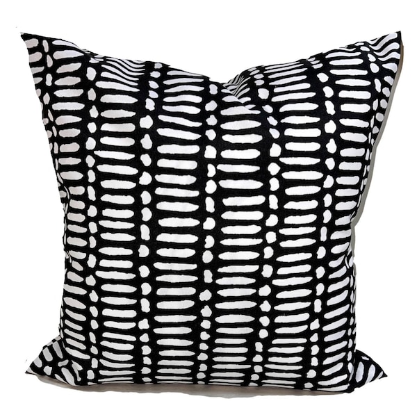 Black Pillows, Black OUTDOOR Pillow Cover, OUTDOOR Pillow Cover for a 20x20, 16x16, 18x18 Pillow, ALL Sizes, Outdoor Decor