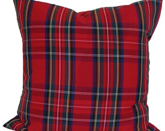 CHRISTMAS Pillow Cover, Farmhouse Christmas Pillow,  Red Green Tartan Plaid Pillow Cover. Red Plaid Pillow Covers