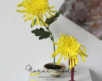 Golden Spider Mum Stem – 27.5"