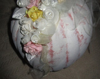 Shabby Chic Pumpkin, White/Pink Pumpkin, Pumpkin with Roses