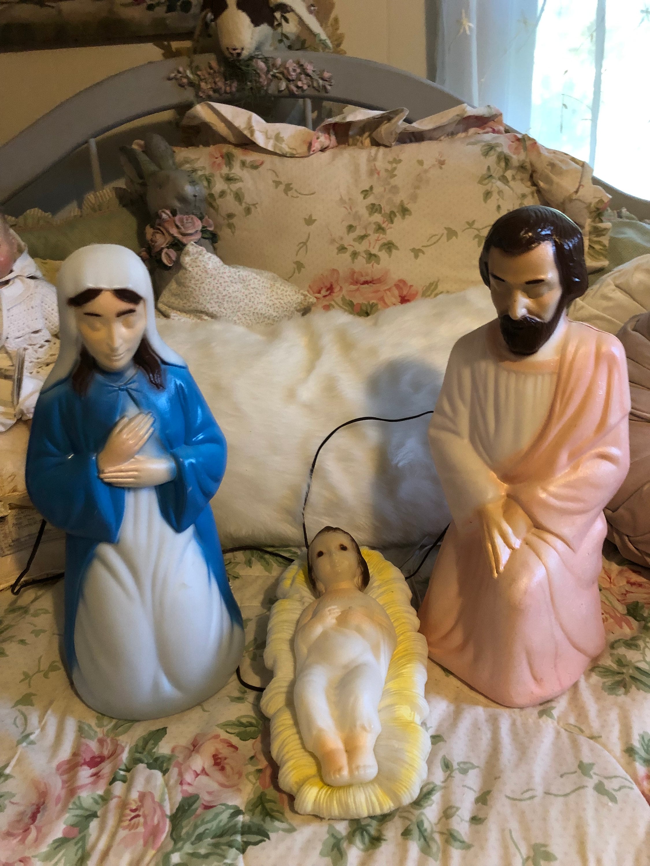Blow molds nativity set discount