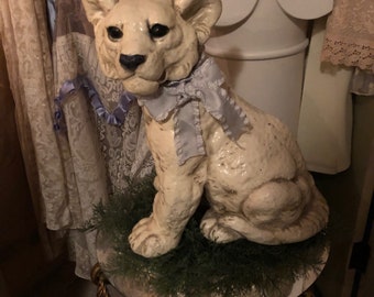 Vintage Chalkware White Tiger Cub Statue: Collectible Cream Decor