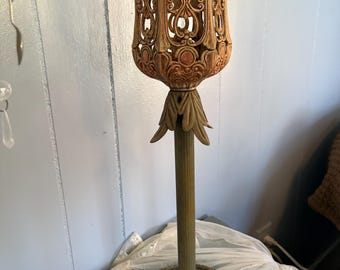 Portacandele, candeliere in metallo dipinto a mano - Colonna floreale decorata (19,5")