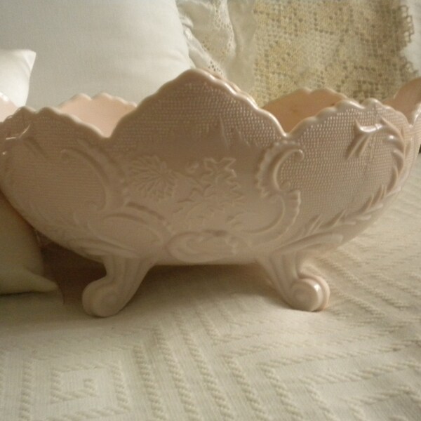 Shell Pink Milk Glass Footed Bowl, French Country,Shabby Chic,Home Decor,Victorian,Eclectic,Cottage,Cottage Chic