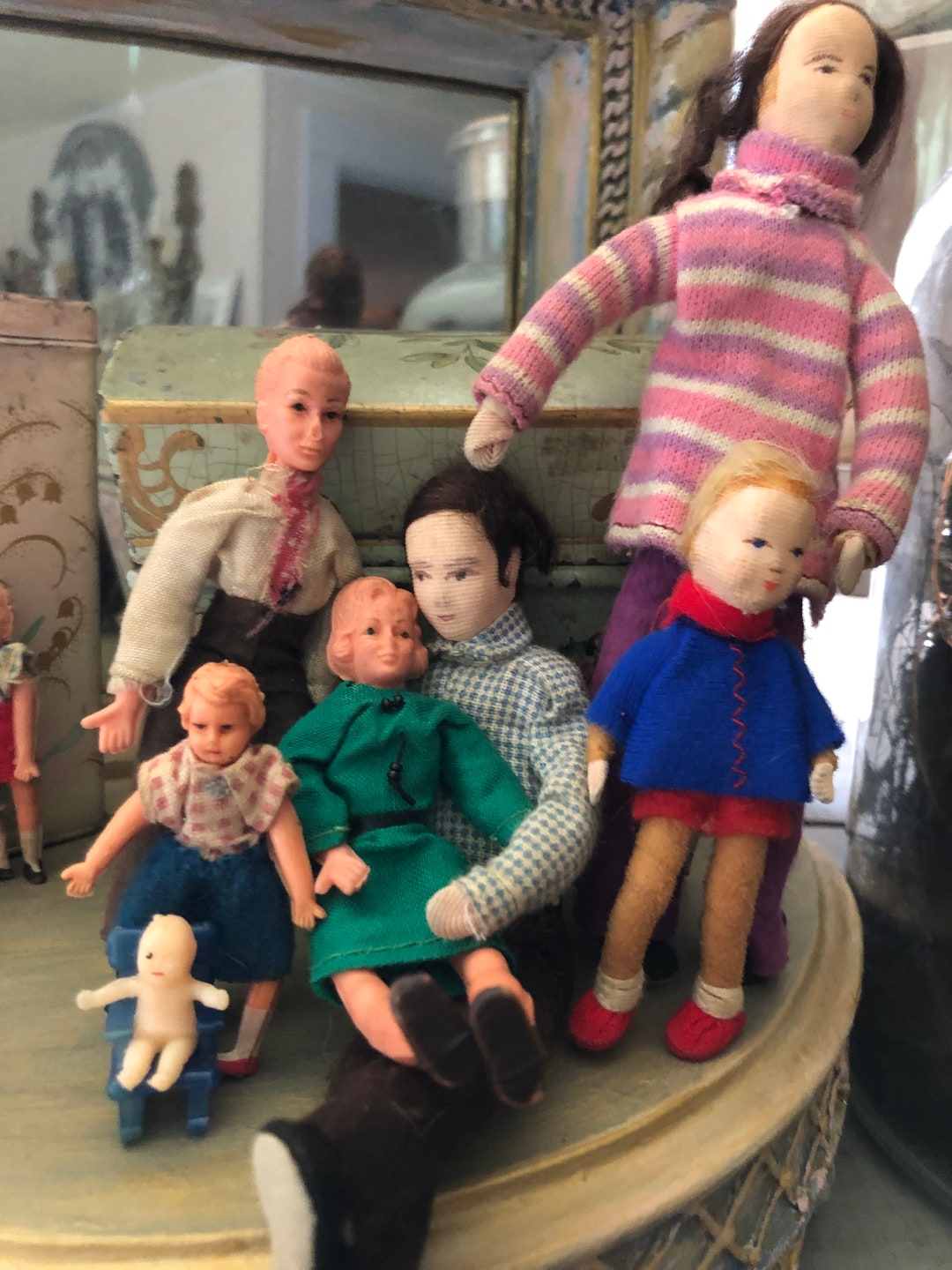Antique/vintage Doll House Dolls, Lot of 10 Dolls, Doll Family and