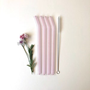 Bent Glass Straws in Sapphire Pink/ Set of four reusable drinking straws / Pyrex / Eco friendly / Smoothie straw / Glass straw