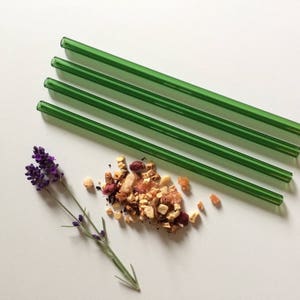 Emarald Green Set of Four Reusable Glass Drinking Straws