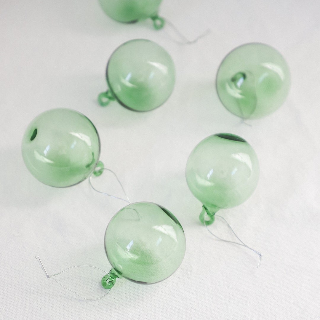 Hand Blown Set of Emerald Green Ornaments / Minimalist / Christmas
