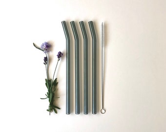 Bent Smokey Grey Set of Four Glass Straws