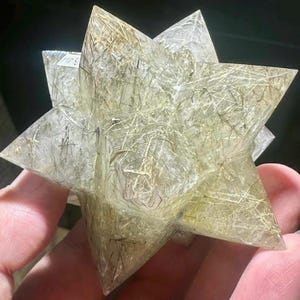 8.8cm Golden Rutilated Quartz Merkabah Star, Heavy Hand Carved Sacred Geometry Merkabah, Master Wealth Manifestation Altar Crystal Decor