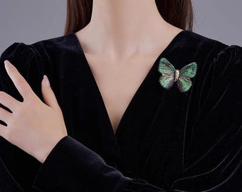 Damen elegante Retro grüne Schmetterling Brosche, Kleid Schal Brosche, romantisches Geschenk für Sie