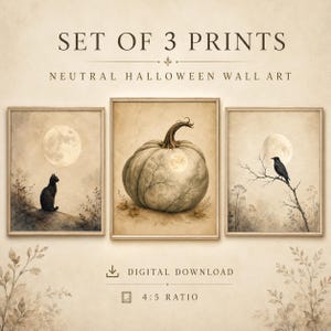 以下が含まれることがあります： ニュートラルなハロウィーンをテーマにした3枚のウォールアートプリントセット。左のプリントは満月の下の黒猫、中央は大きなカボチャ、右は枯れ枝にとまるカラスが描かれています。