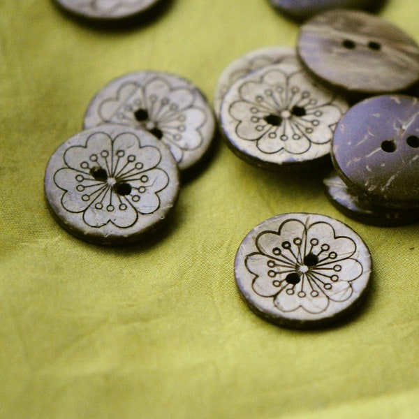 20mm Flower Buttons | Flower Design Button | Floral Buttons | Brown Nut Buttons | Buttons for Jackets | Buttons for Sweaters
