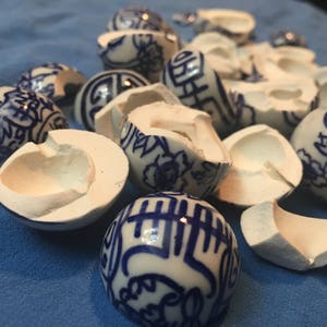 8 oz Broken Pottery Blue and White China Broken China Jewelry Making Mosaic Tiles Chinoiserie Pieces Broken Porcelain Delft image 5