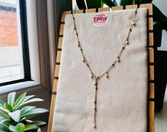 Delicate handmade necklace with beads – Elegant, minimalist and refined stainless steel