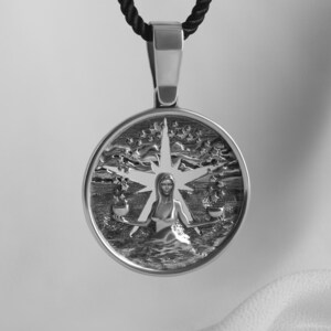 17 The Star Tarot Card Necklace, Sterling Silver Creativity Amulet, Custom Radiant Starseed Medallion, Divine Goddess Jewelry Gift for Her