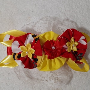 Dog hair pins, dog hair bows, pet bows, pet hair pins, dog hair fashion, hair snap pins, hair bows