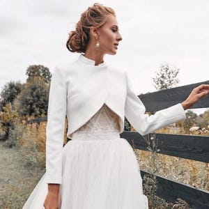 Bride cover up, bridal jacket, wedding bolero shrug, white wedding coat, wedding cashmere bolero, warm bridal cape, shrug for dress