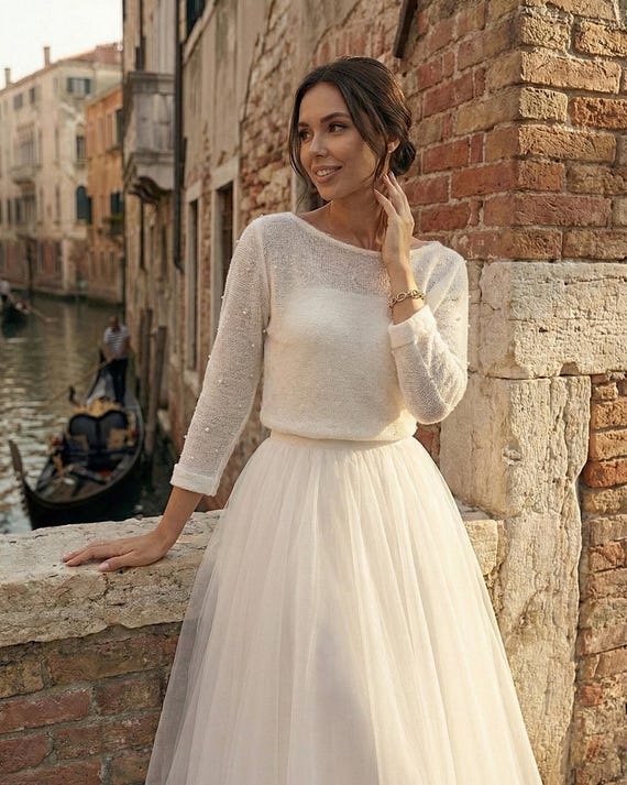 Bridal Top Overlay Pearl Bolero White Sweater Wedding Dress Topper Bride Pullover Cozy Sweater Cover up for Wedding Dress Bridal Cardigan - Etsy Israel Bridal Top Overlay Pearl Bolero White Sweater Wedding Dress Topper Bride Pullover Cozy Sweater Cover up for Wedding Dress Bridal Cardigan - Etsy Israel