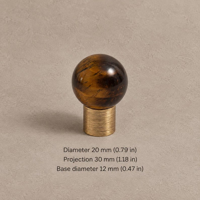 真鍮製キャビネットノブ（石のアクセント付き）、アンティーク真鍮 Tiger Eye — 0.79 in / 2.0 cm